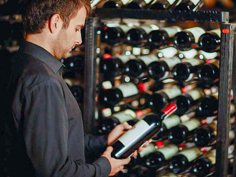 Comment investir dans le vin ?